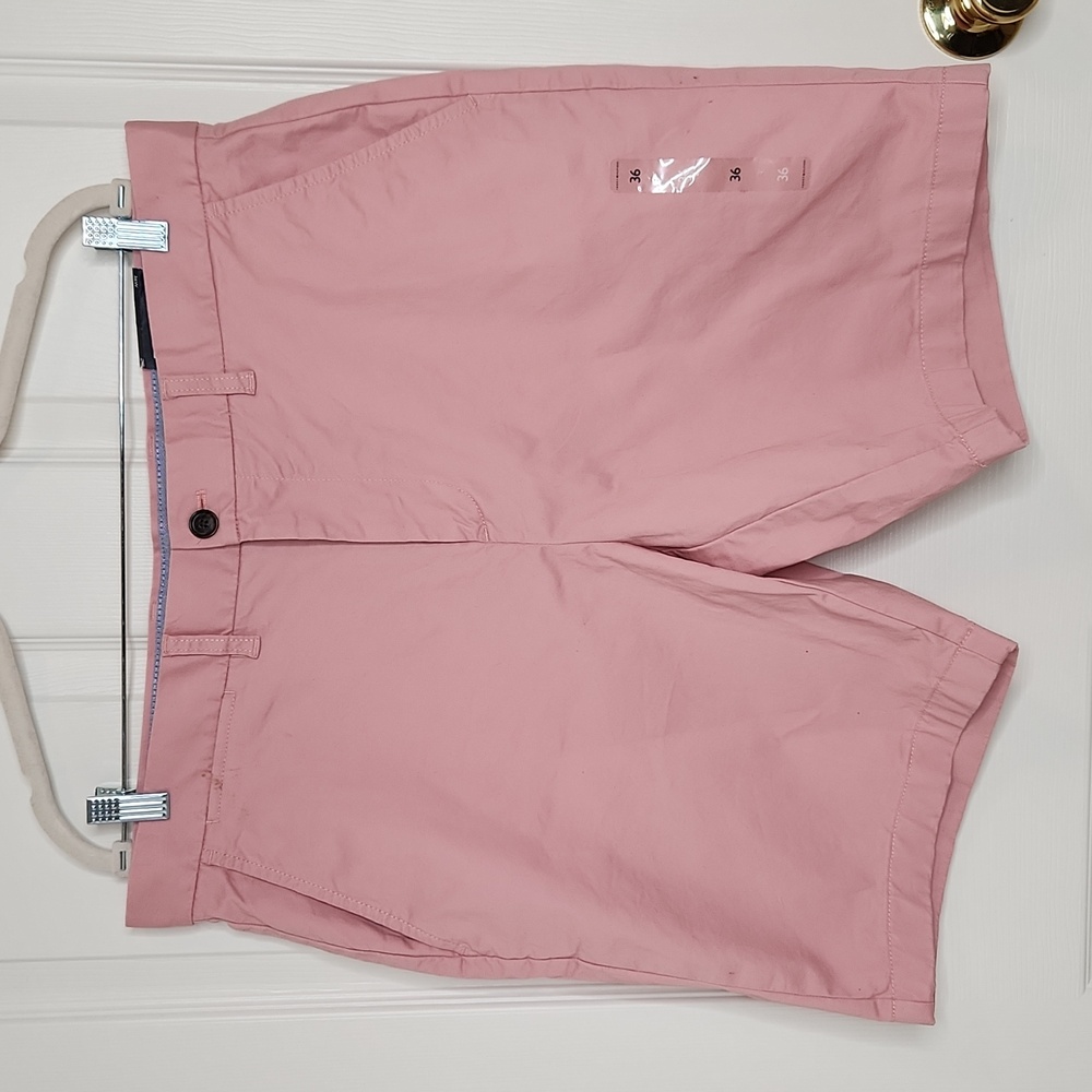 Tommy Hilfiger TH Flex salmon pink Nantucket Red chino shorts size 36